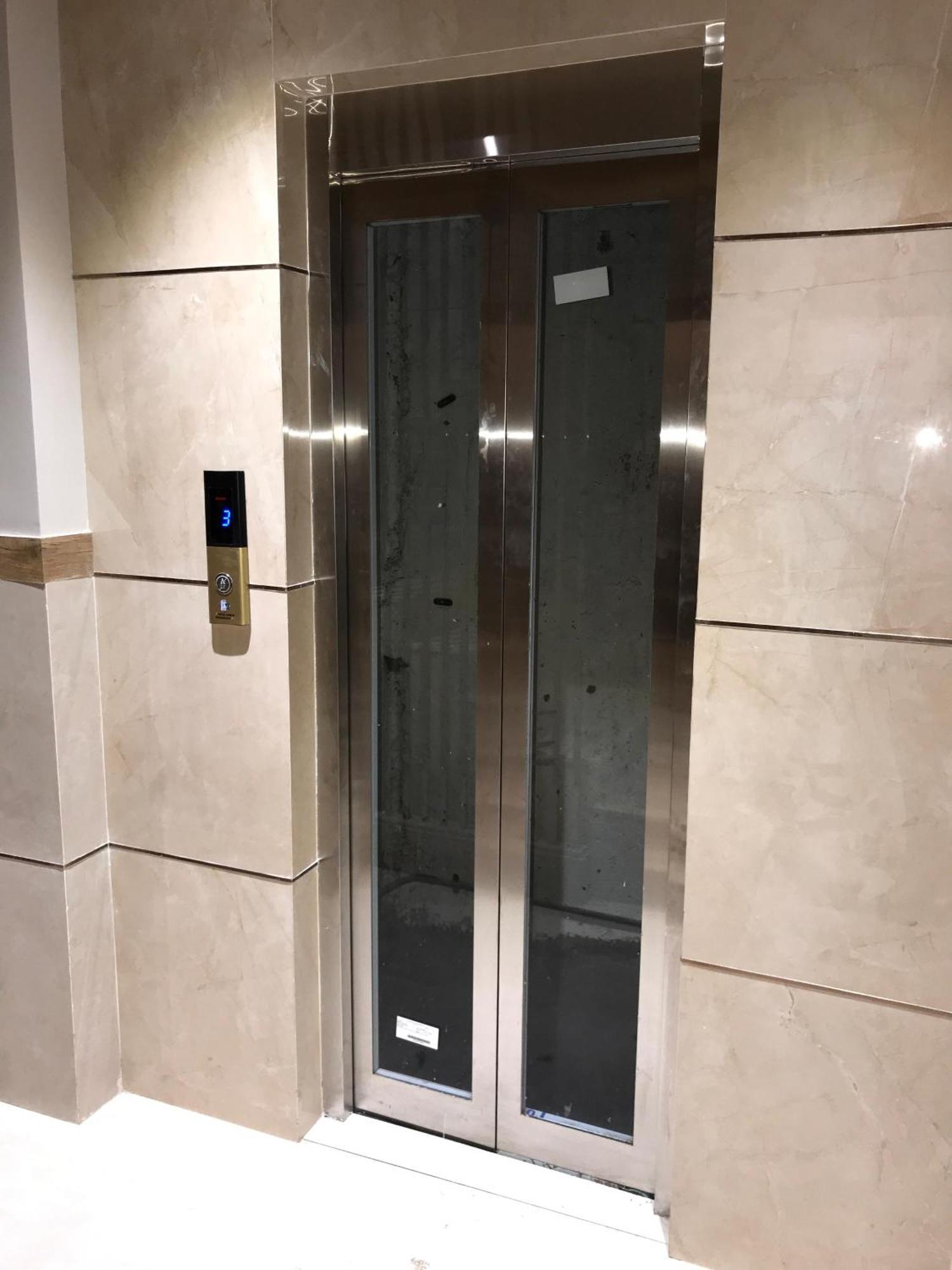 Hotel Amber Paramount ムンバイ エクステリア 写真